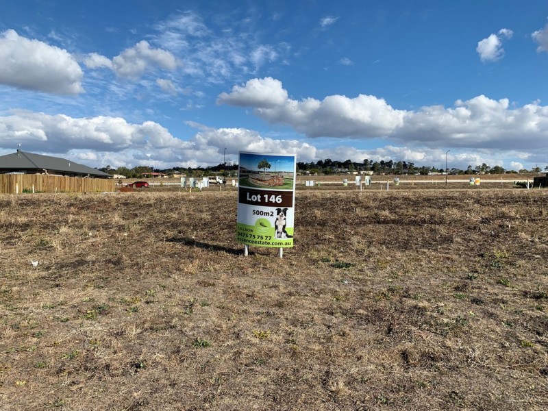 22 Tallowwood Boulevard, Cotswold Hills QLD 4350