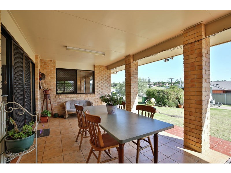 14 Kirklees Street, Newtown QLD 4350