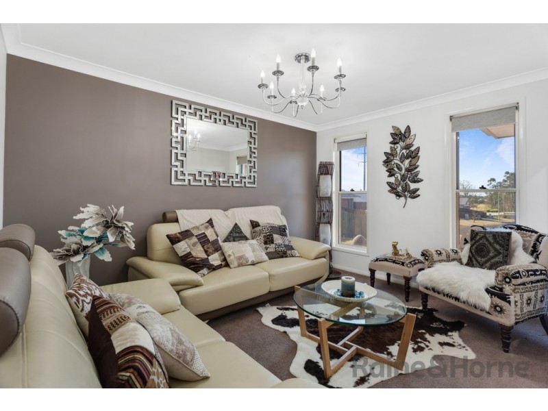 101 Entabeni Drive, Kearneys Spring QLD 4350