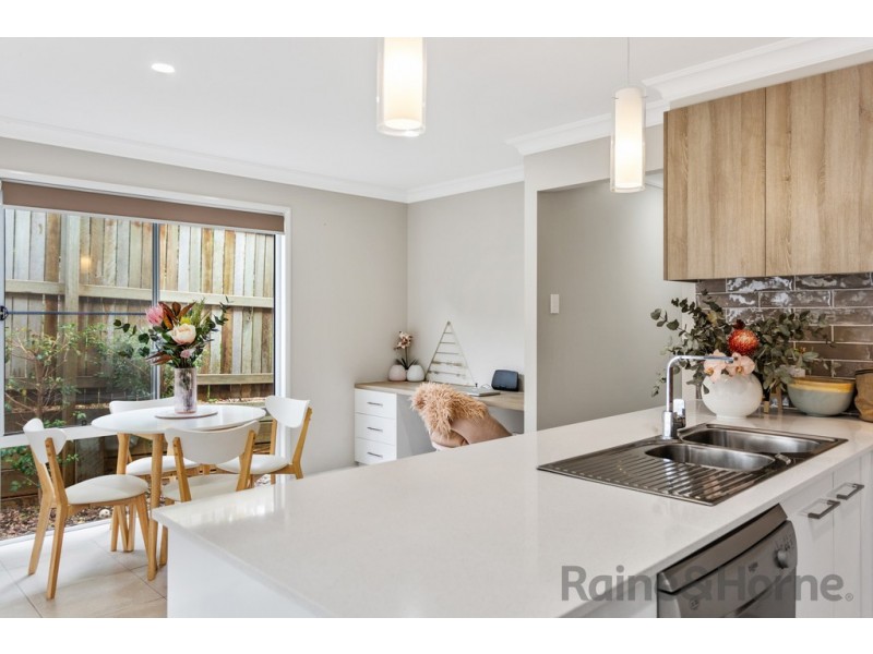 2/236A Long Street, South Toowoomba QLD 4350