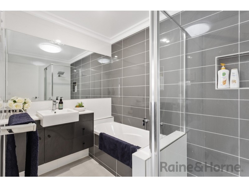 2/236A Long Street, South Toowoomba QLD 4350