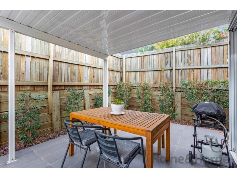 2/236A Long Street, South Toowoomba QLD 4350