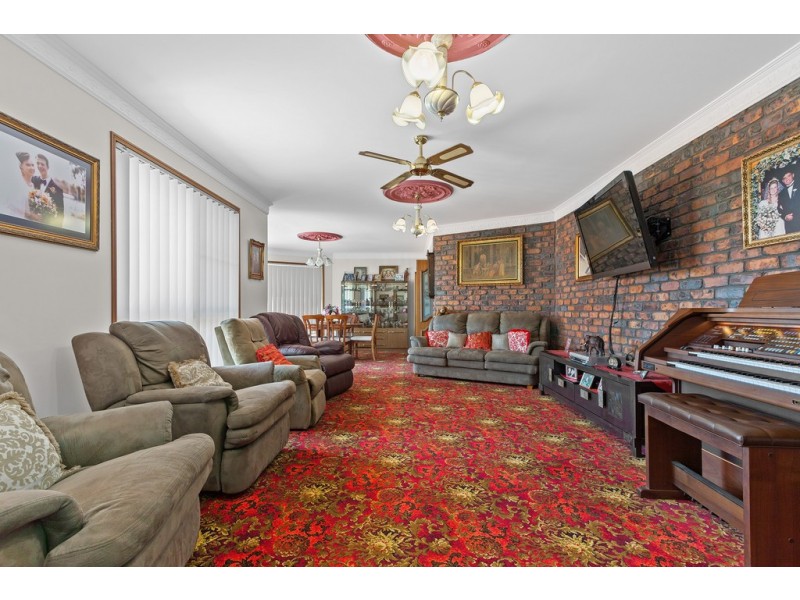 8 Katim Court, Cotswold Hills QLD 4350