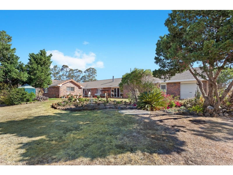 8 Katim Court, Cotswold Hills QLD 4350