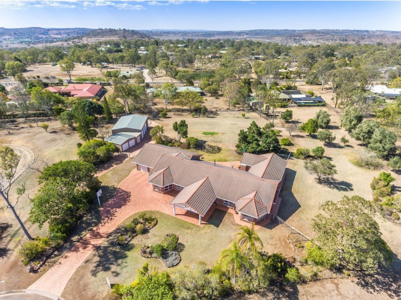 8 Katim Court, Cotswold Hills QLD 4350
