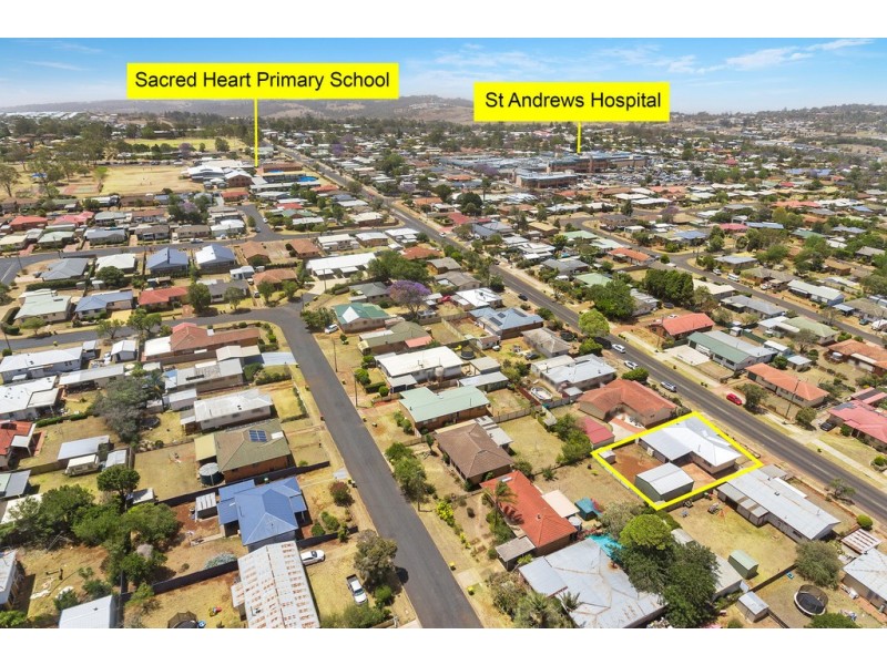 295 Tor Street, Wilsonton QLD 4350