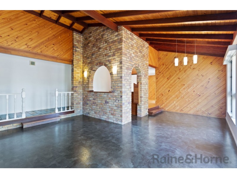 10 Aster Street, Centenary Heights QLD 4350