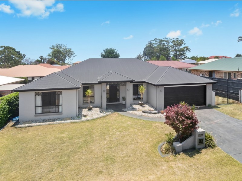 32 Wood Drive, Middle Ridge QLD 4350