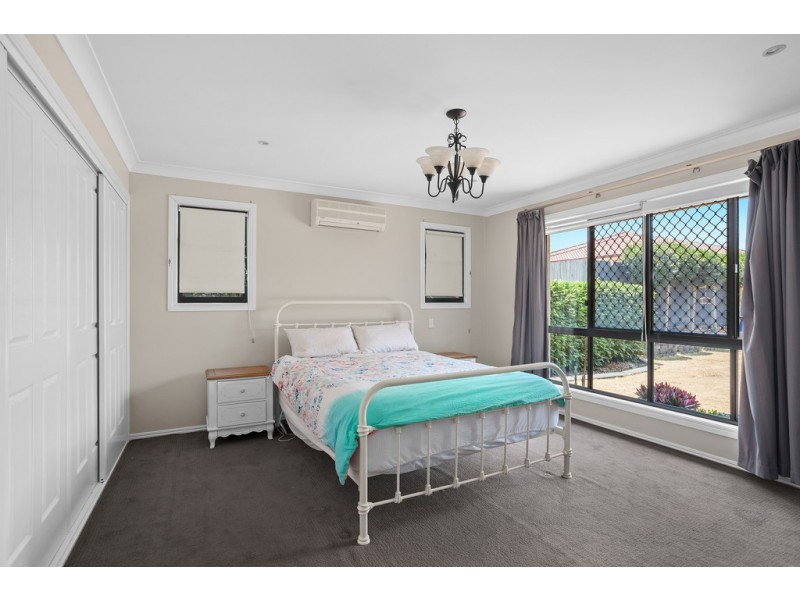 32 Wood Drive, Middle Ridge QLD 4350