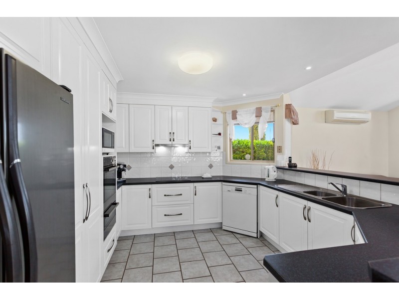 9 Willmington Court, Middle Ridge QLD 4350