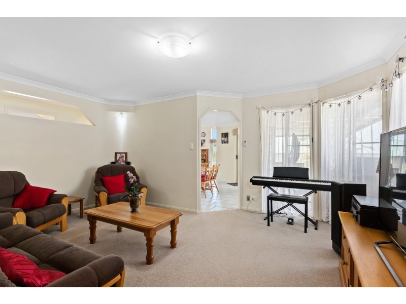 9 Willmington Court, Middle Ridge QLD 4350