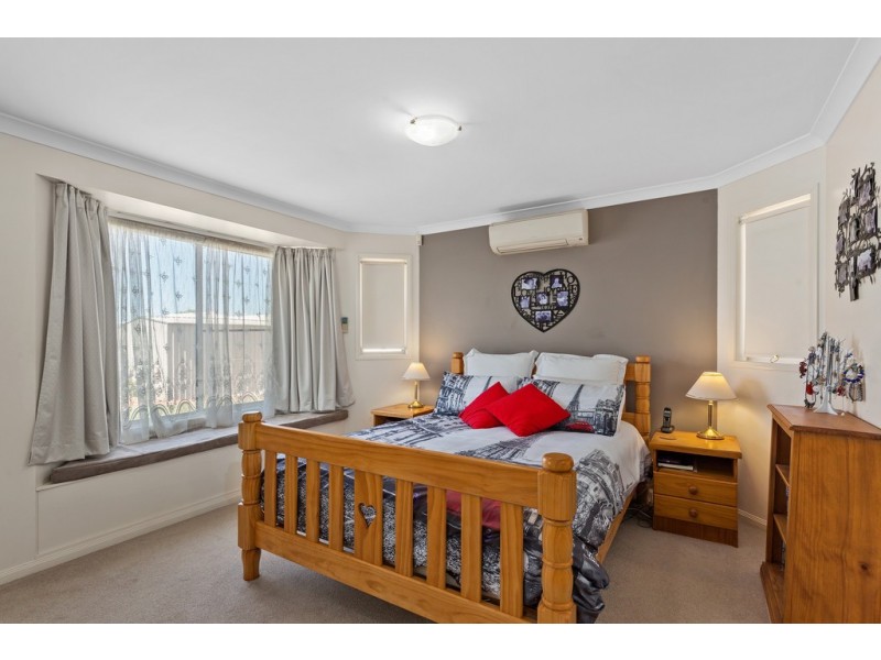 9 Willmington Court, Middle Ridge QLD 4350