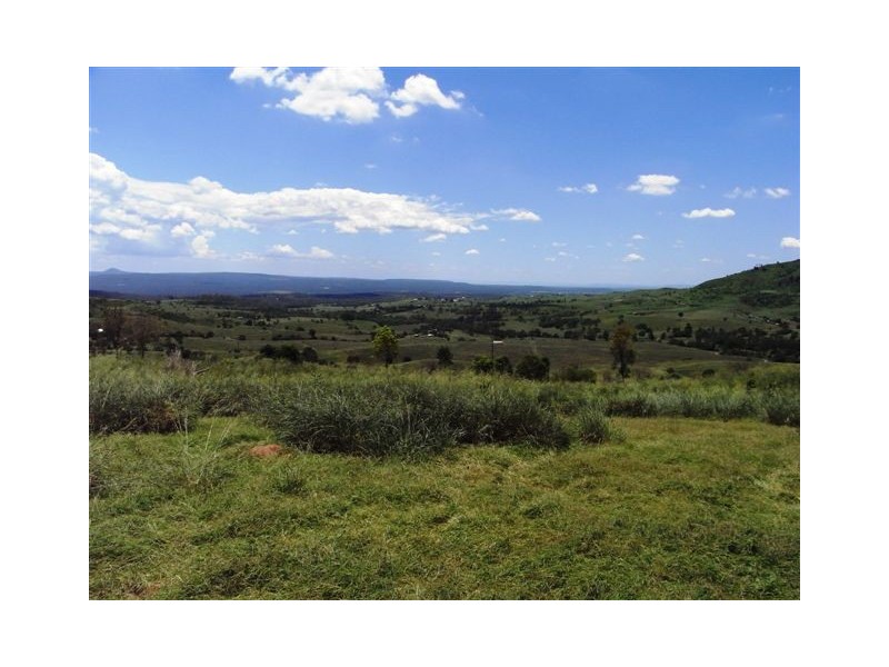 329 Carey Road, Toowoomba QLD 4350