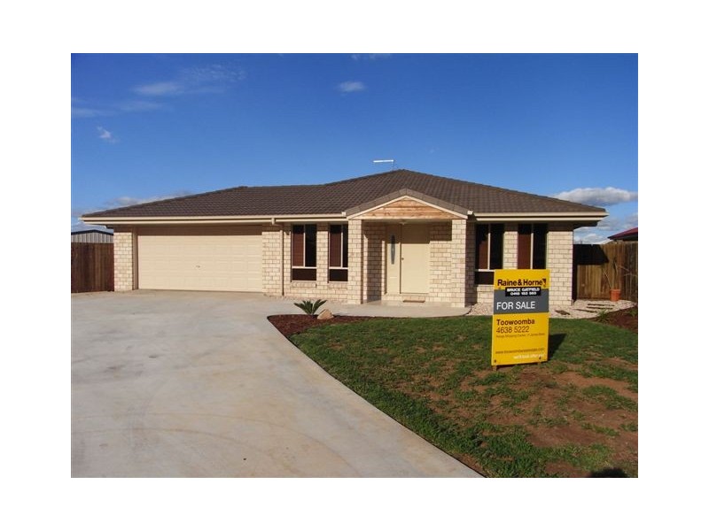 17 Woodville Court, Wyreema QLD 4352