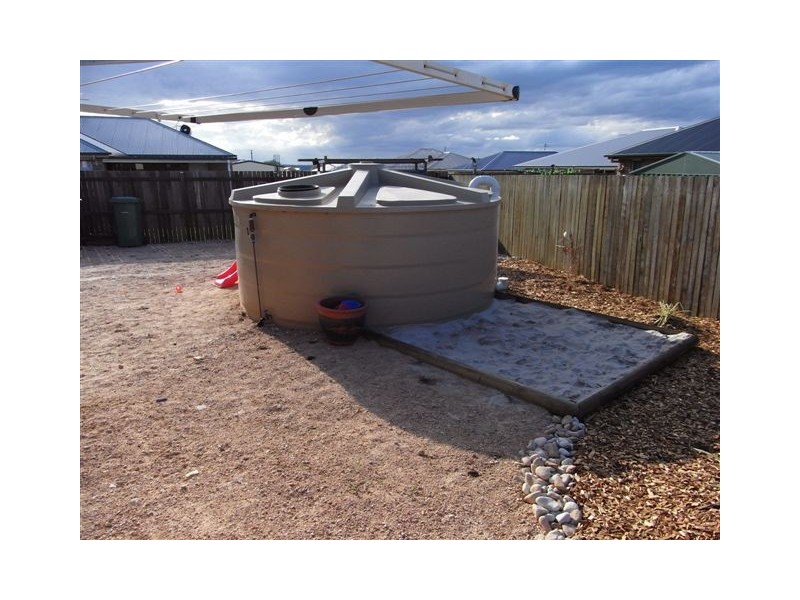 17 Woodville Court, Wyreema QLD 4352