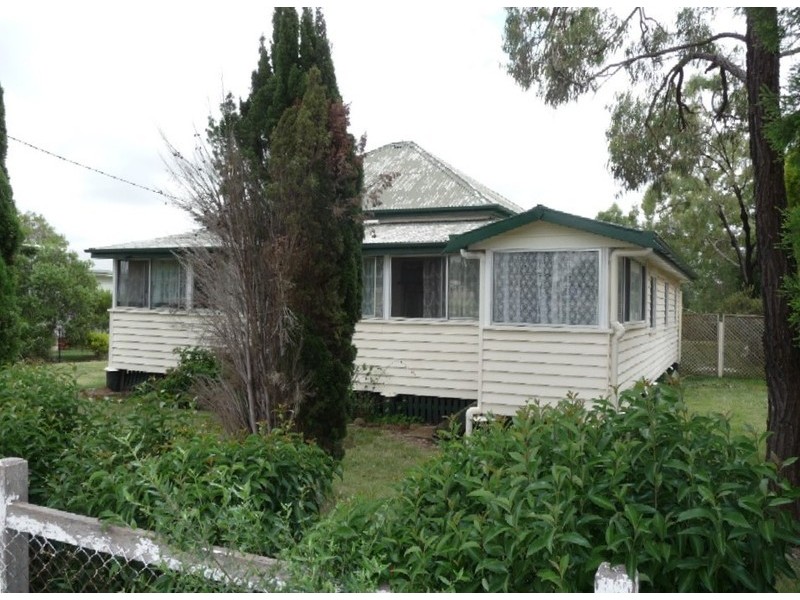 24 Eton Street, Cambooya QLD 4358