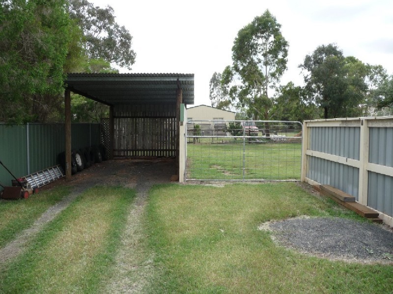 24 Eton Street, Cambooya QLD 4358