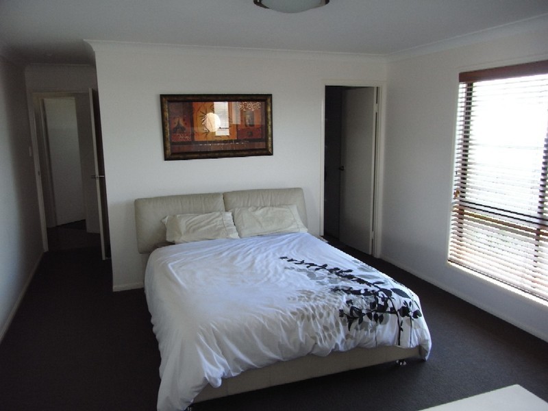 74 Belclaire Drive, Westbrook QLD 4350