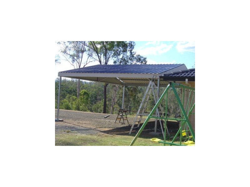 21 Dobel Drive, Withcott QLD 4352