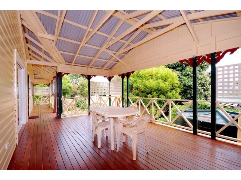 Mount Lofty QLD 4350