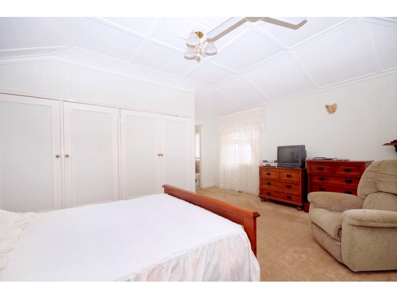 Mount Lofty QLD 4350