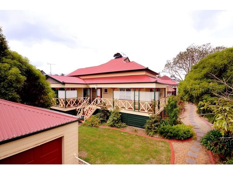 Mount Lofty QLD 4350