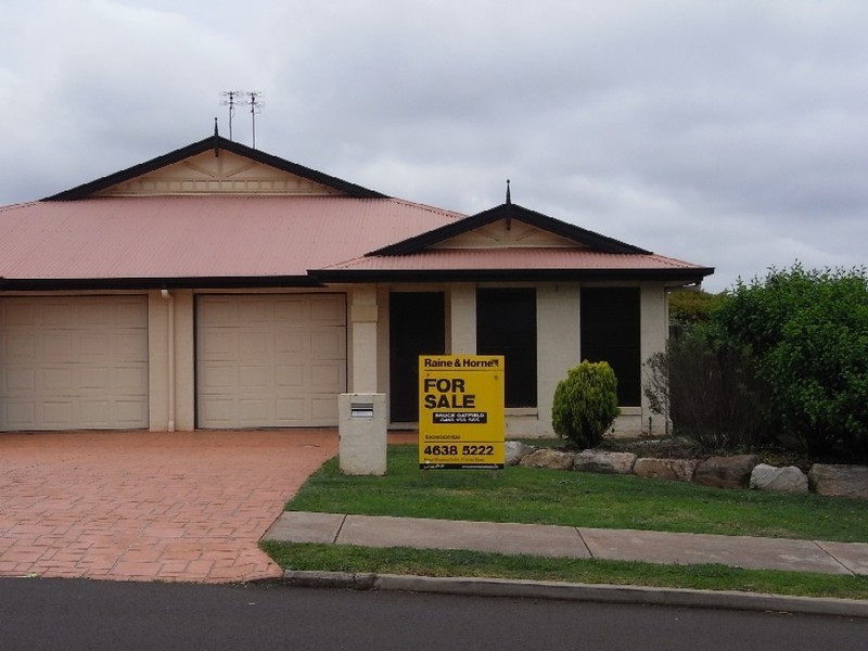 2/80 South Street, Rangeville QLD 4350