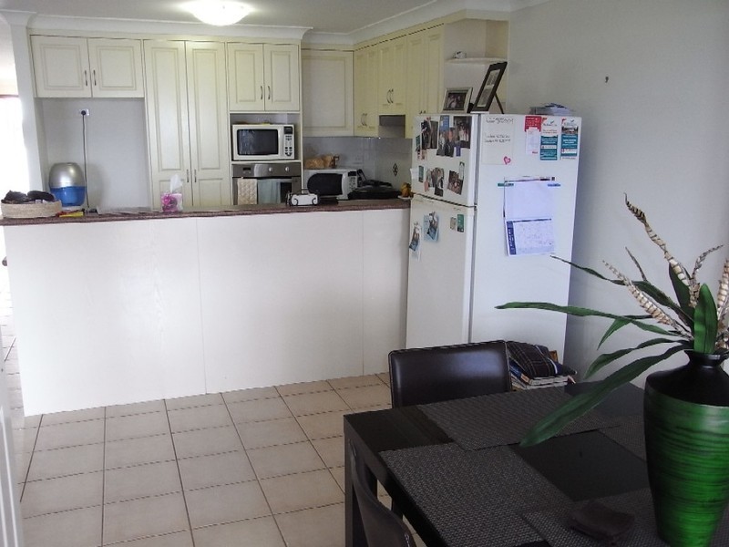 2/80 South Street, Rangeville QLD 4350