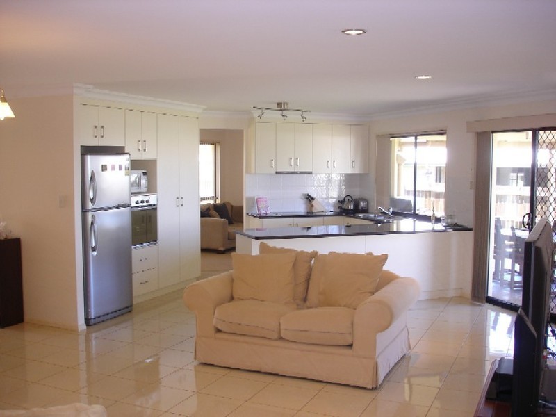 21 Highgrove Drive, Highfields QLD 4352