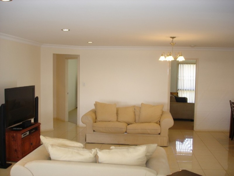 21 Highgrove Drive, Highfields QLD 4352