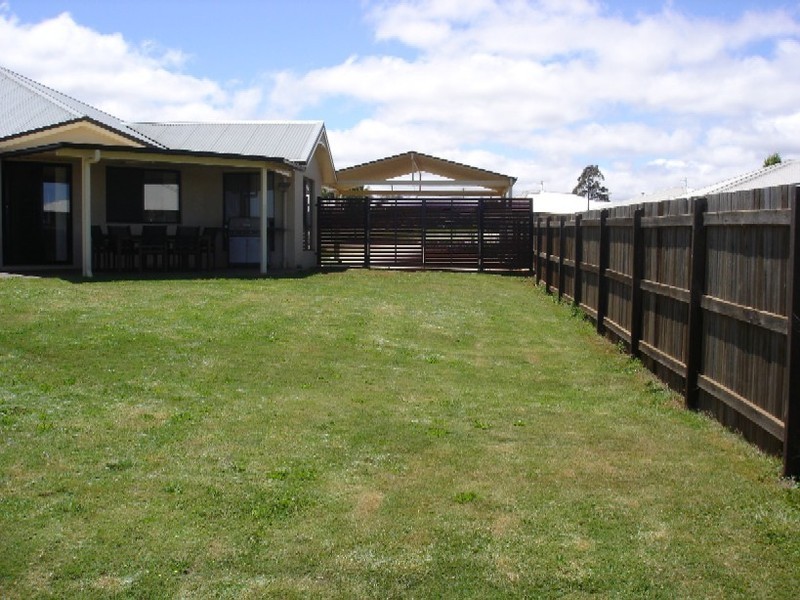 21 Highgrove Drive, Highfields QLD 4352