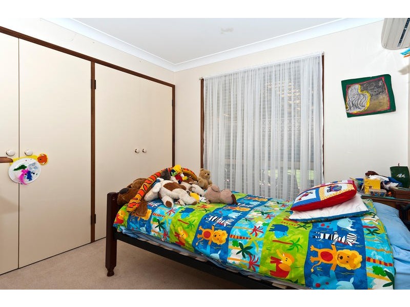 4 Emerald Court, Middle Ridge QLD 4350