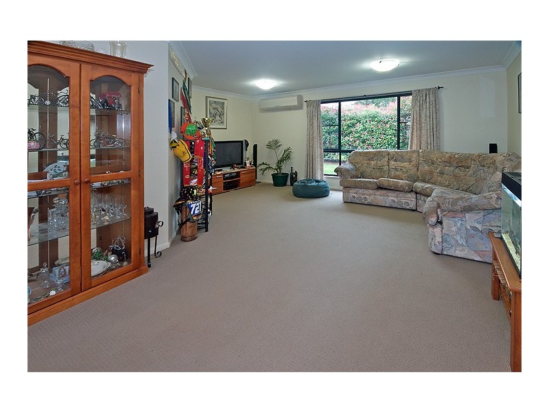 42 Highfields Road, Highfields QLD 4352