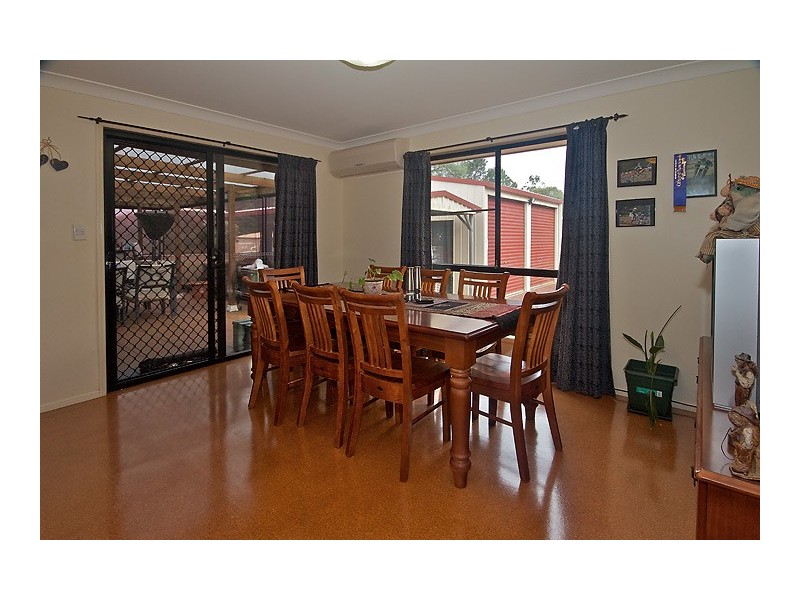 42 Highfields Road, Highfields QLD 4352