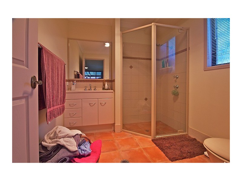 42 Highfields Road, Highfields QLD 4352