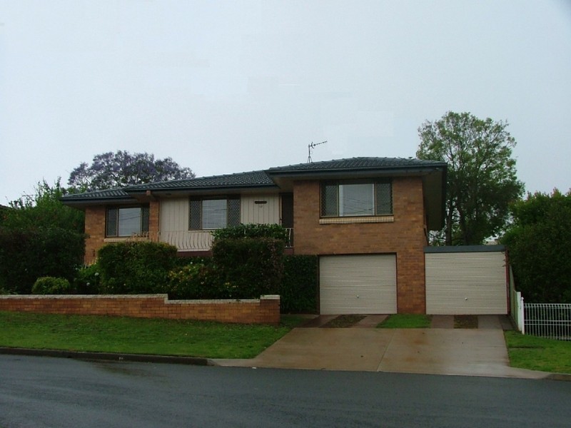 11 Abelia Street, Toowoomba QLD 4350