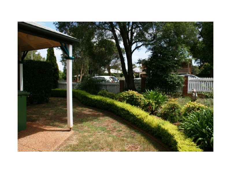Unit 1, 8 Bruce Street, East Toowoomba QLD 4350