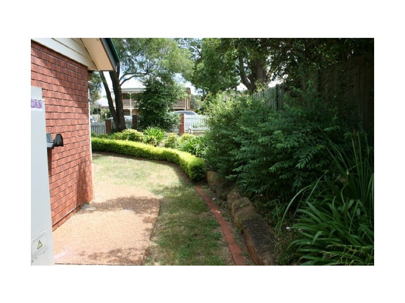 Unit 1, 8 Bruce Street, East Toowoomba QLD 4350