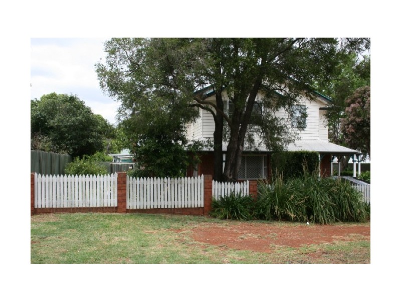 Unit 1, 8 Bruce Street, East Toowoomba QLD 4350