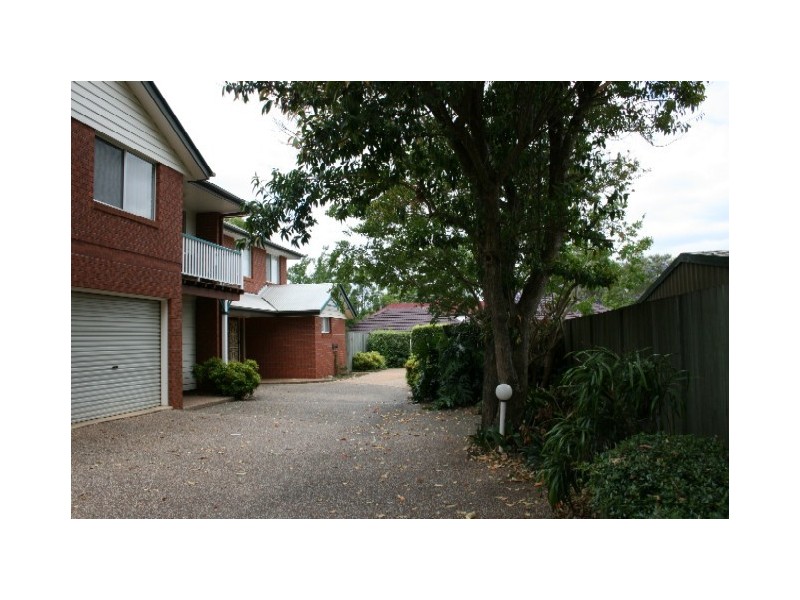 Unit 3, 8  Bruce Street, East Toowoomba QLD 4350