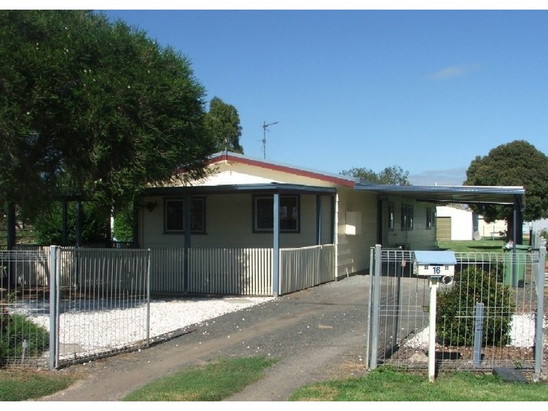 16 Fishers Road, Wyreema QLD 4352