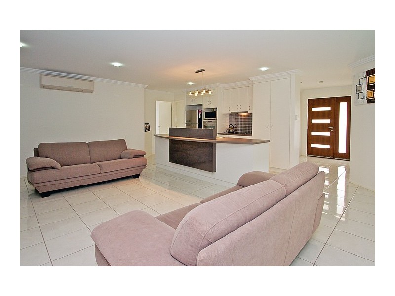 18 Wellington Street, Wyreema QLD 4352