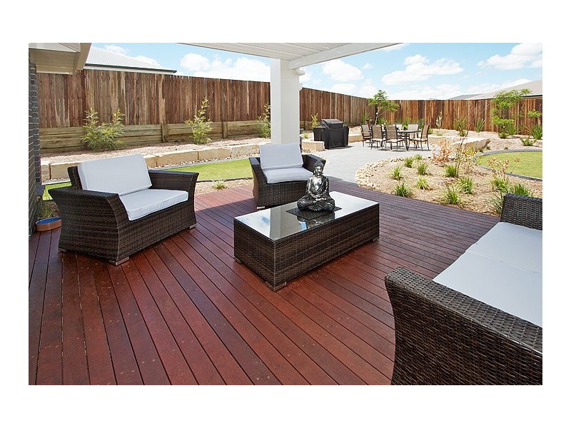 27 Sommariva Street, Westbrook QLD 4350