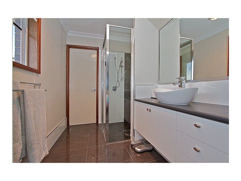 27 Sommariva Street, Westbrook QLD 4350