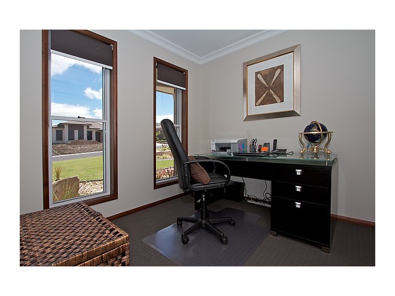 27 Sommariva Street, Westbrook QLD 4350