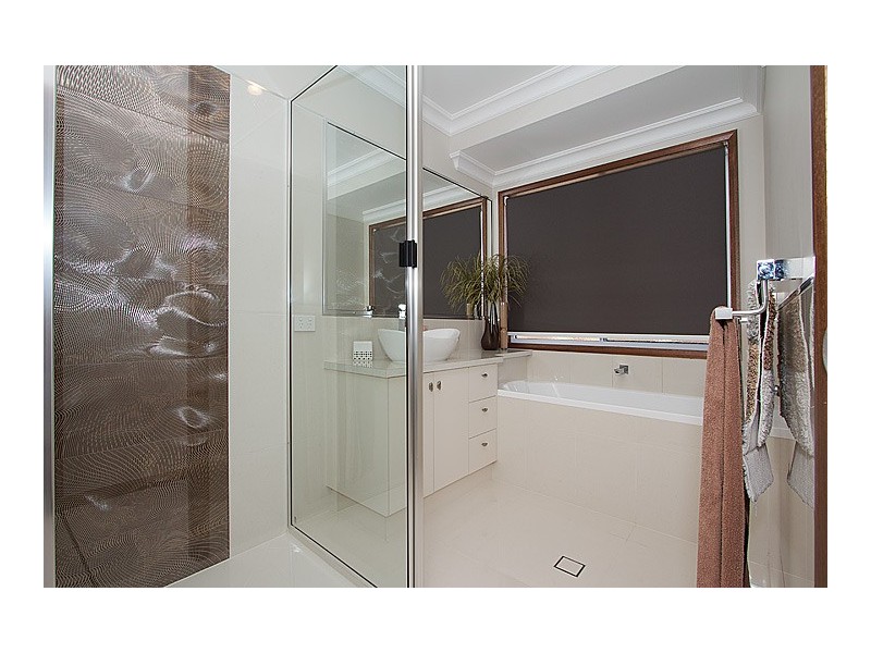 27 Sommariva Street, Westbrook QLD 4350