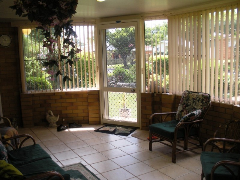 8 Coates Street, Kearneys Spring QLD 4350