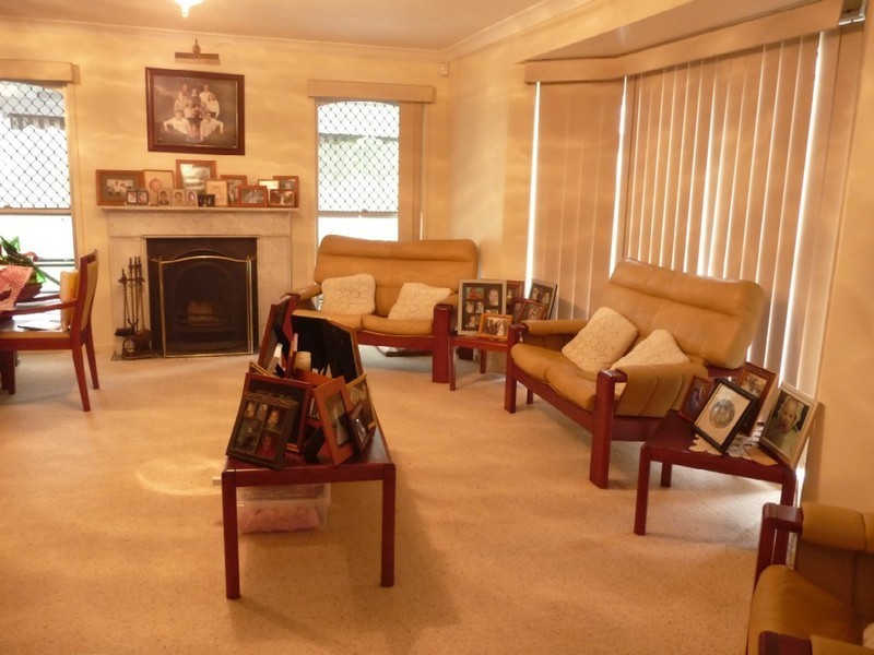 7 Robertson Crescent, Prince Henry Heights QLD 4350