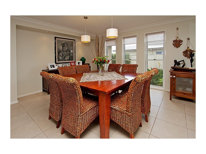 20 Fallon Drive, Middle Ridge QLD 4350