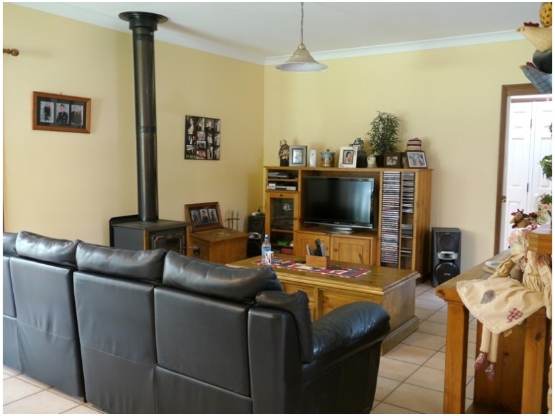 24 Blue Gum Drive, Highfields QLD 4352